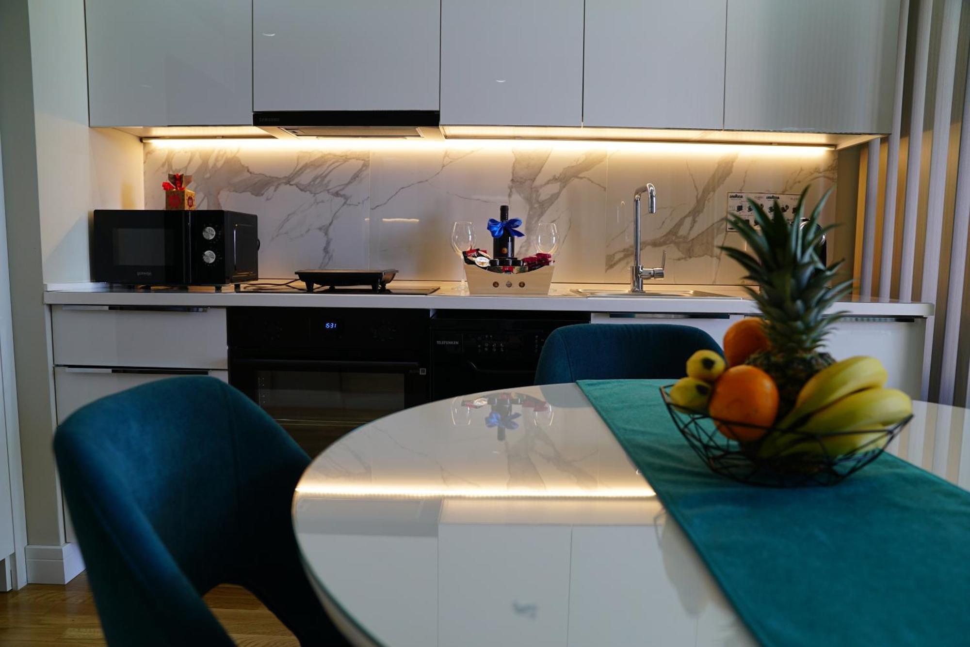 Diamond 72 Apartment , Skopje City - Center, Diamond Residences, Free Parking Eksteriør bilde