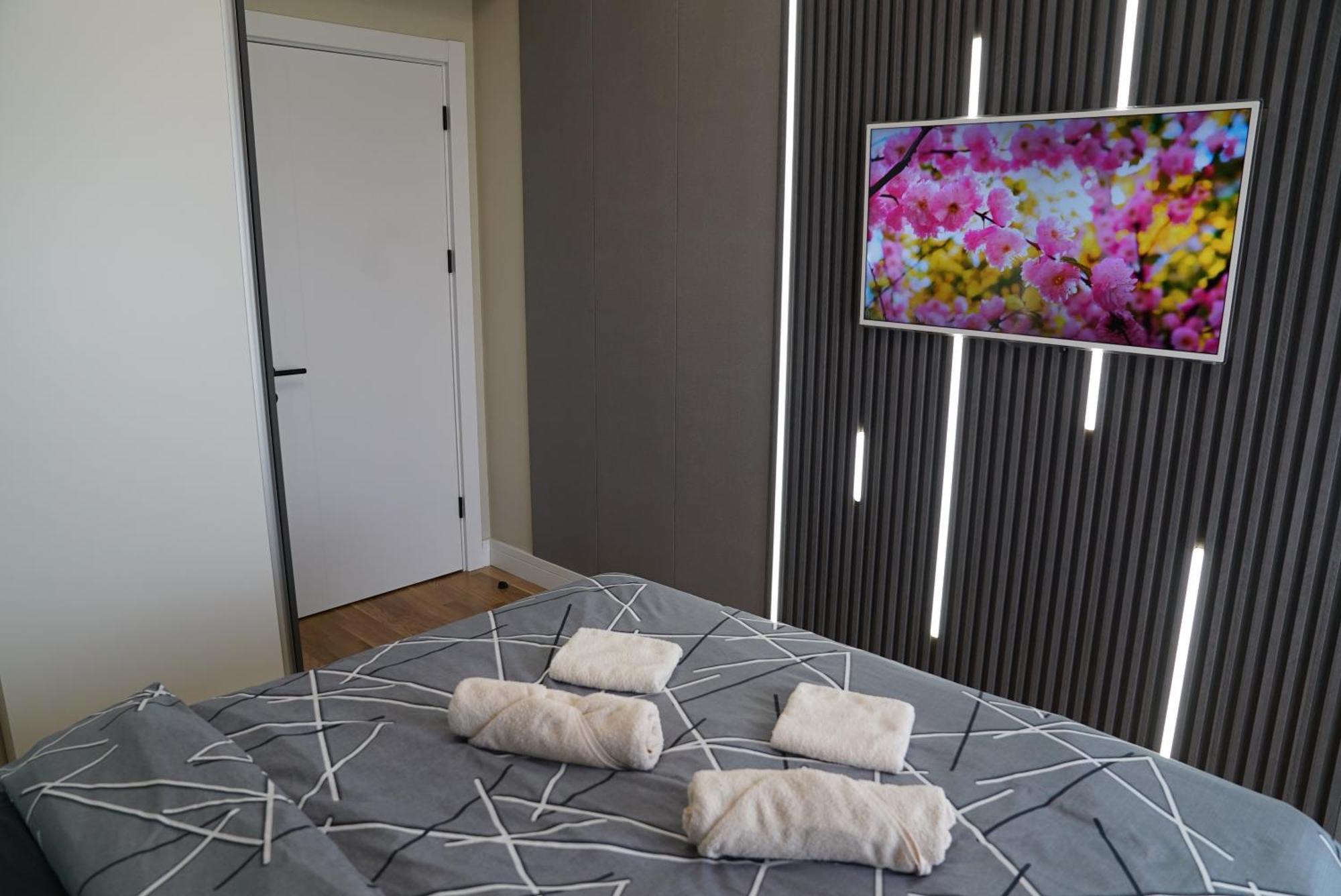 Diamond 72 Apartment , Skopje City - Center, Diamond Residences, Free Parking Eksteriør bilde