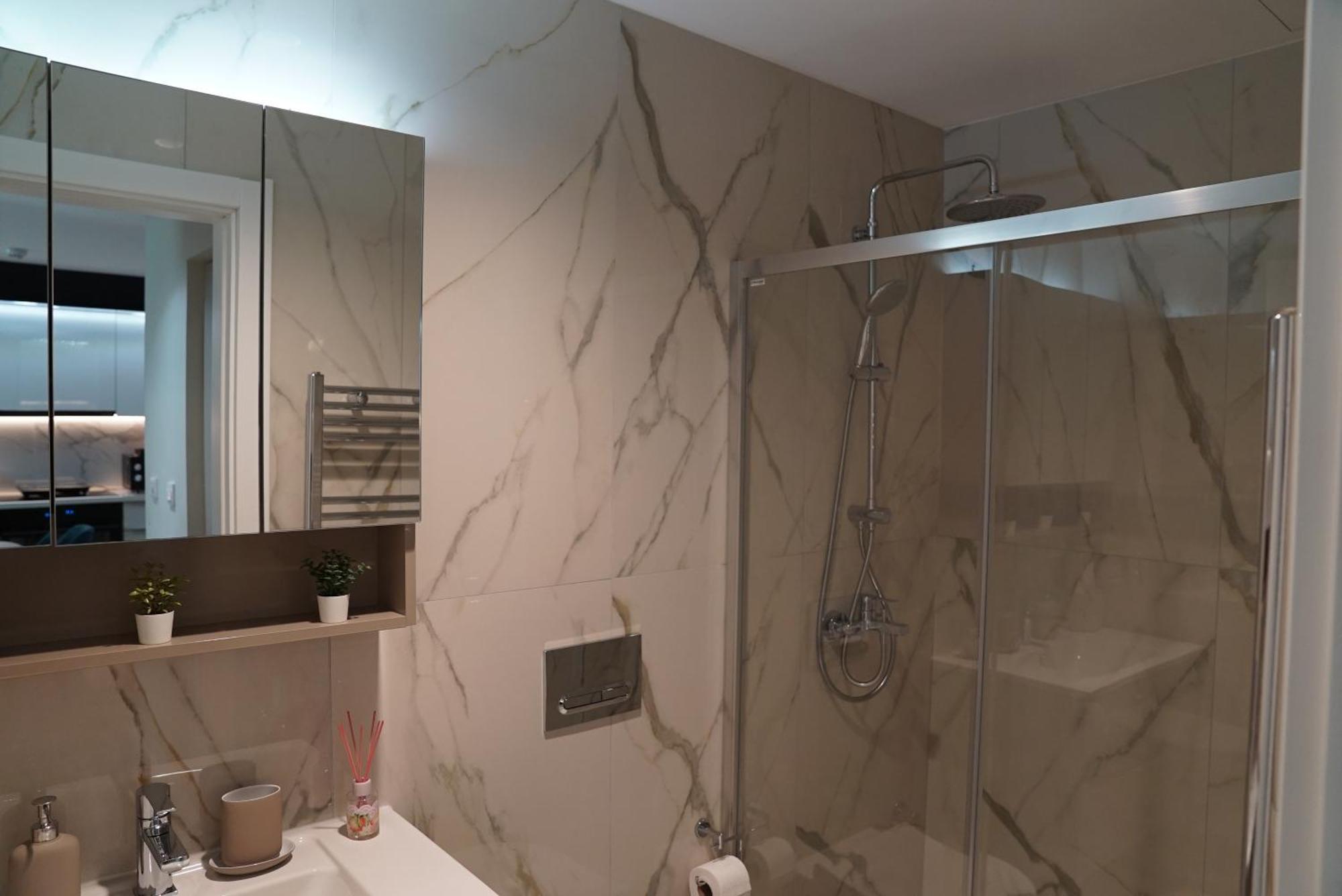 Diamond 72 Apartment , Skopje City - Center, Diamond Residences, Free Parking Eksteriør bilde